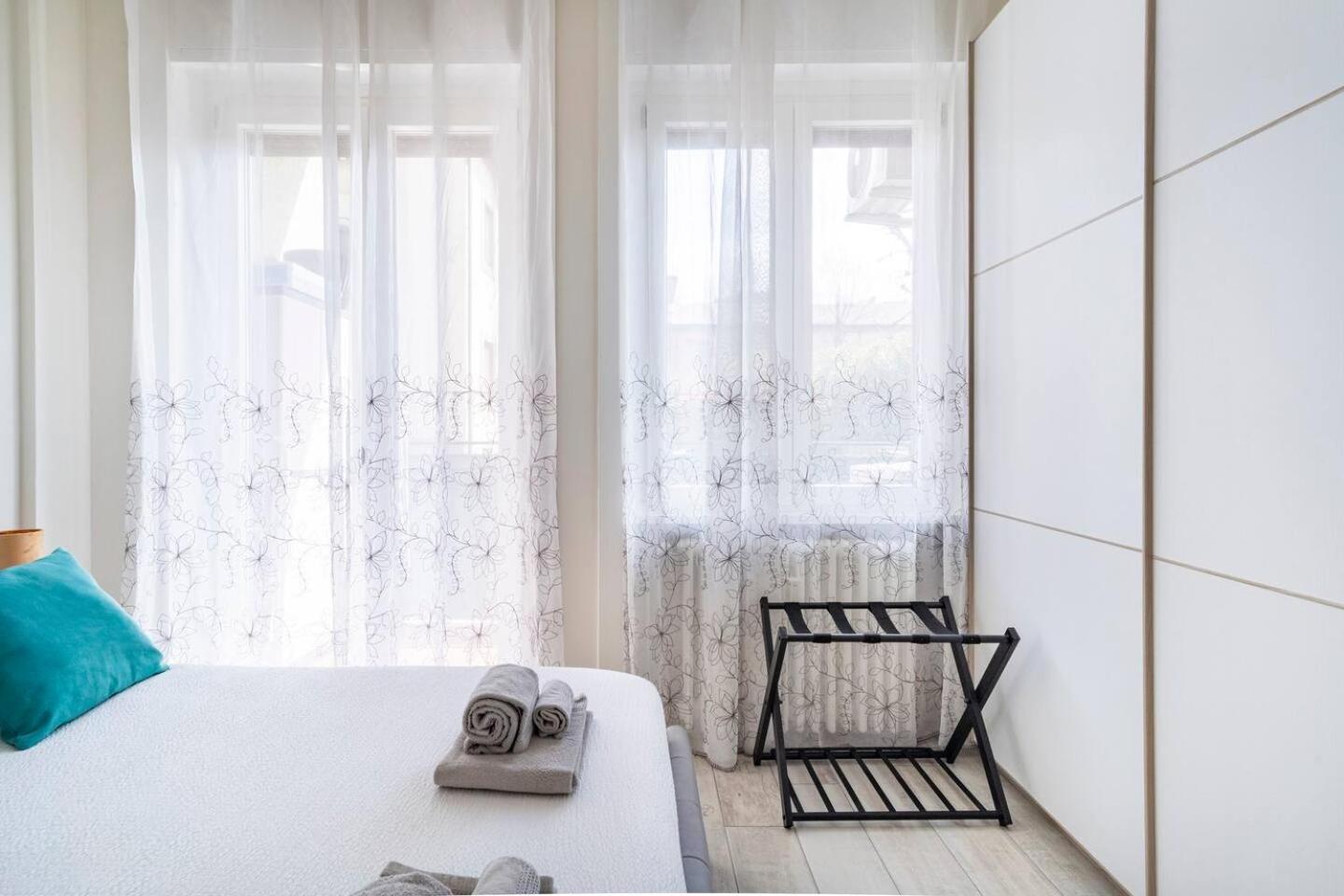 Snt Apartment - City Center ベルガモ エクステリア 写真