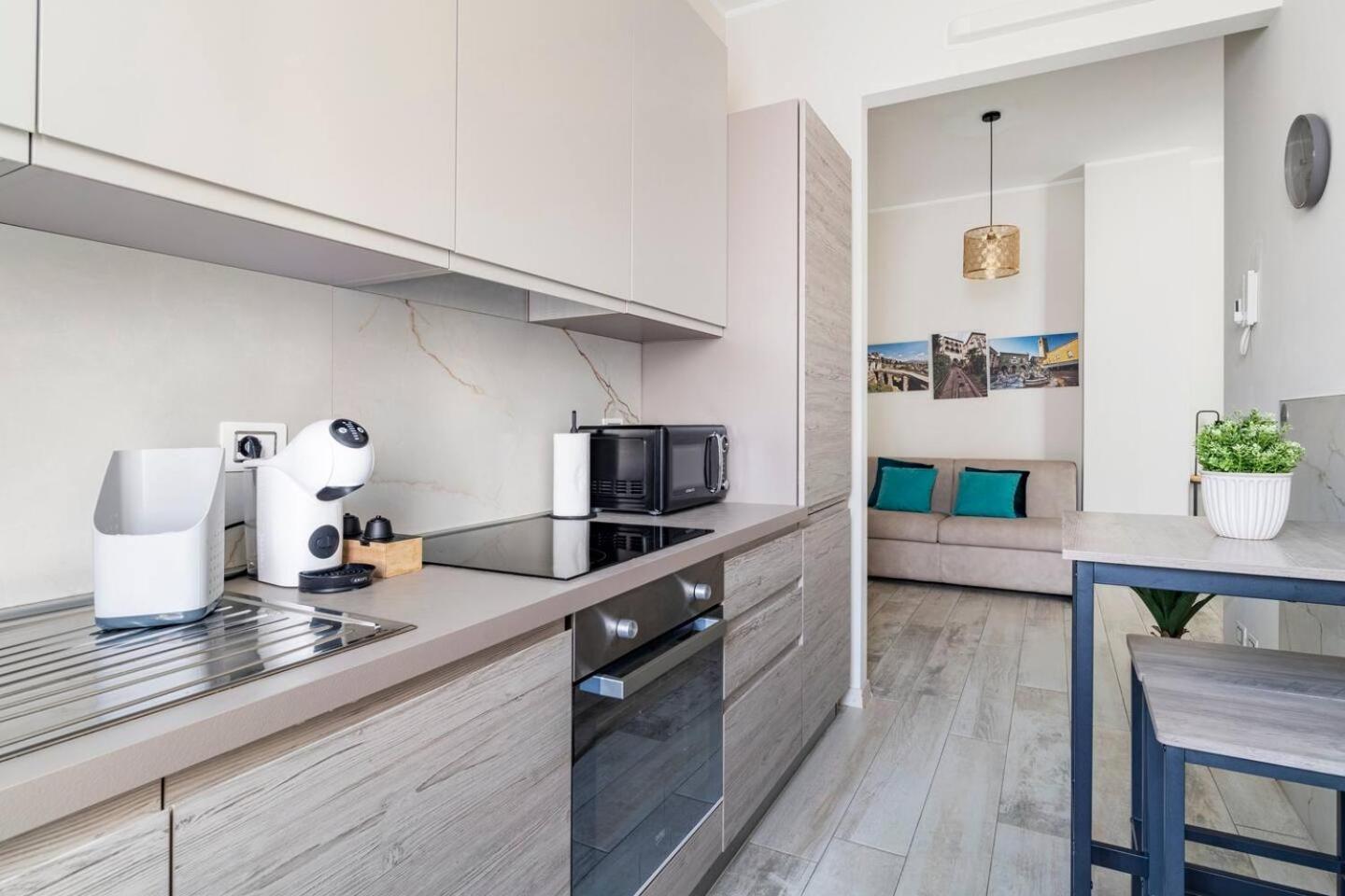 Snt Apartment - City Center ベルガモ エクステリア 写真