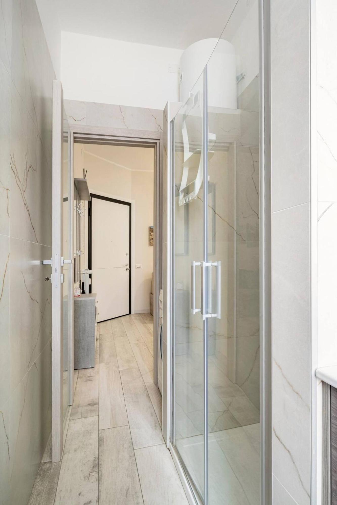 Snt Apartment - City Center ベルガモ エクステリア 写真