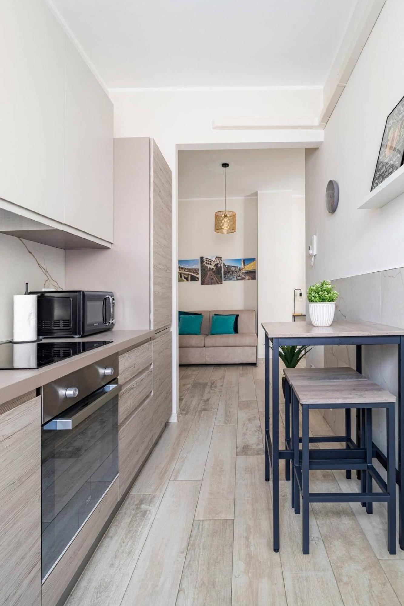 Snt Apartment - City Center ベルガモ エクステリア 写真